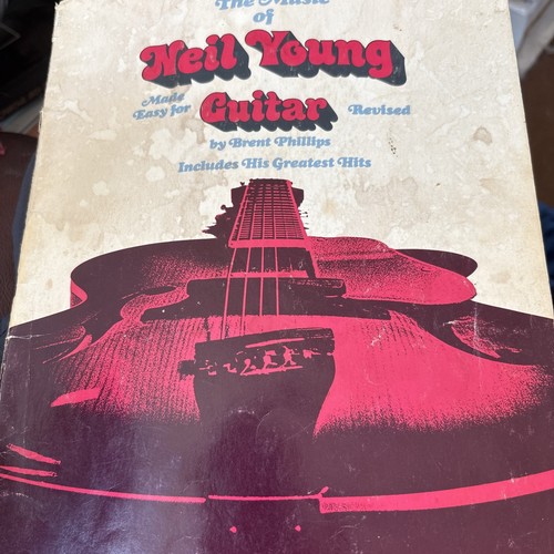 Music neil young made easy - music,