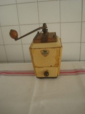 Moulin à café ancien le RIC de Peugeot 467av24