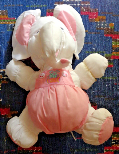 St3 peluche vintage style - st3/,