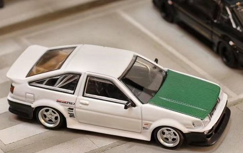 Toyota spinter ae86 white - toyota,