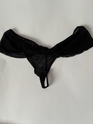 String ficelle noir volants - string,