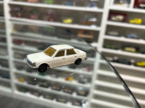 Peugeot 305 mini - 305,