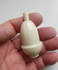 Ancien interrupteur bouton poussoir poire bakélite. Complet.