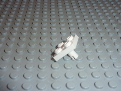 Lego white plate with pin - 1,
