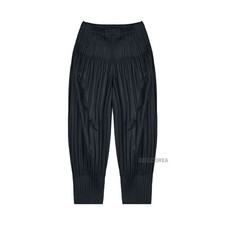 Pleats Please Issey Miyake