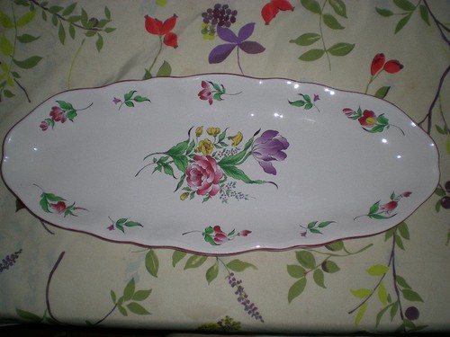 Tres grand - tres, plat