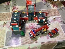 Lot de 2 sets Lego Pompier 7945 et 7206