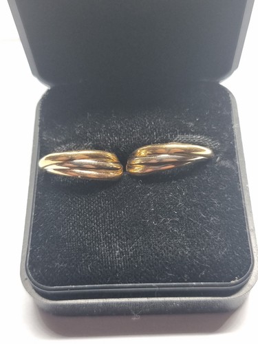 Belle paire de boucles - belle,