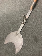 Antique Cut Hay Pedal Iron Forge And Wood - Deco Chalet - Tool Agricultural