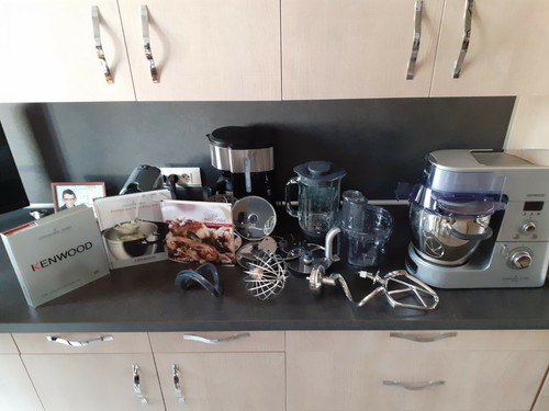 Robot kenwood master chef - robot,