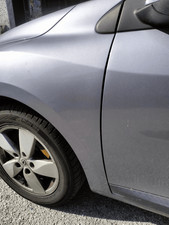 631017297R Garde-boue avant