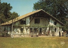 40  LES LANDES UNE FERME