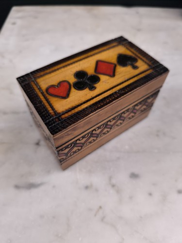 Ancienne boîte jeux de - ancienne,