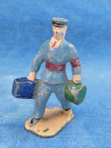 Train dinky toys figurine - o,