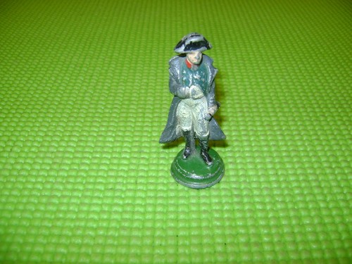 Quiralu napoleon sur socle - quiralu,