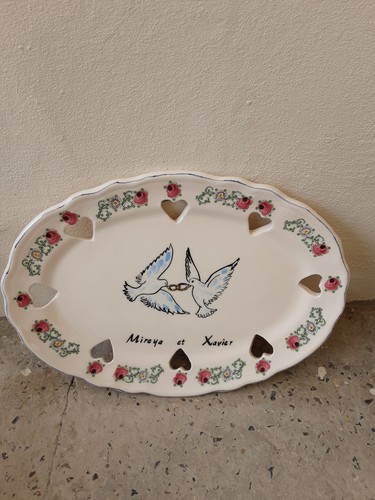 Plat mariage avec colombes - ,