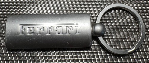 Magnifique porte clefs ferrari - porte,