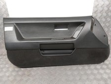 Garniture porte avant gauche