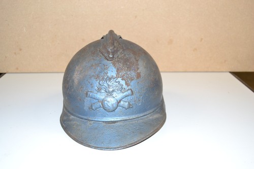 Casque français adrian - français,