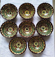 Lot de 8 coupelles céramique polychrome Saint Jean de Bretagne, décor main