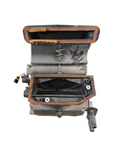 CORPS (BOÎTIER) DE CHAUFFAGE