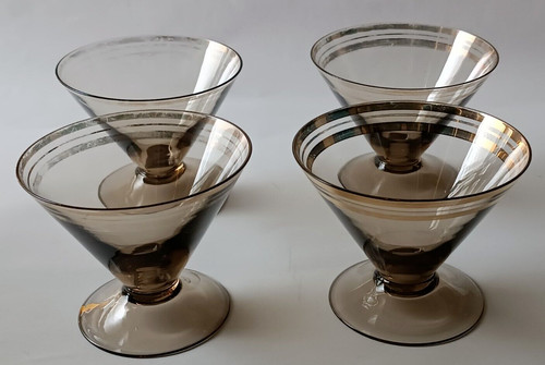 Coupes champagne coniques - **coupes, a