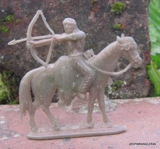 FIGURINE PUBLICITAIRE ECO - LA CONQUETE DE L' OUEST / CAVALIER INDIEN TIRANT ARC