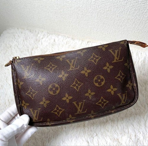 Louis vuitton monogram - louis,