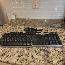 Dell SK-8135 USB Hub Wired