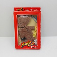 Poupée Microbe Bella tenue Pivoine sous bister 