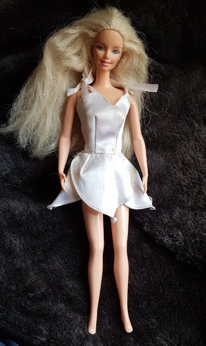 Jolie barbie mecanisme - barbie,