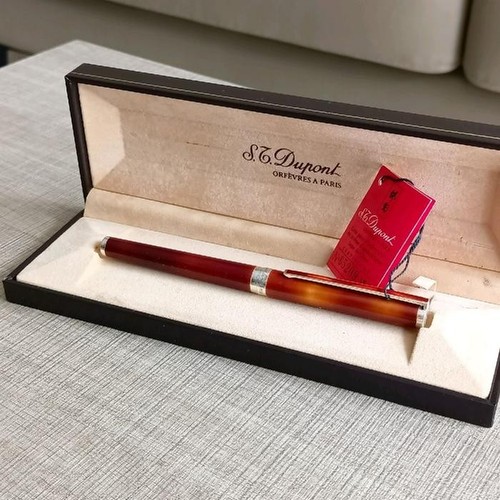 Rare dupont classic - dupont, amber