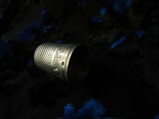 ancien de a coudre en argent