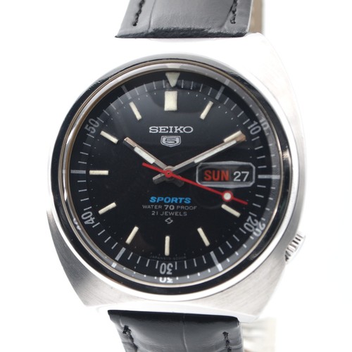 Vintage 1978 seiko sports - 5,