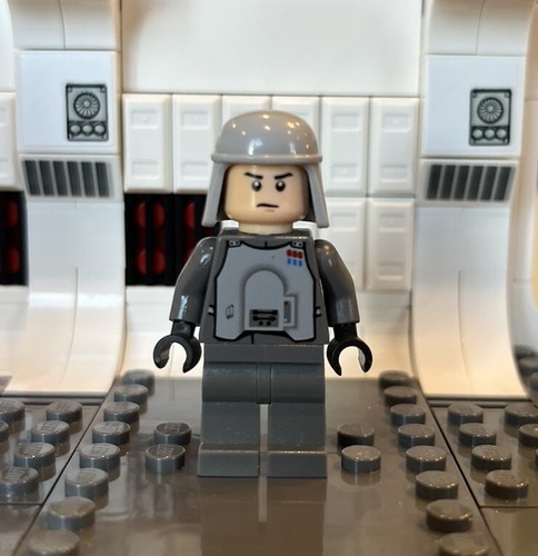Lego general maximillian veers - general,