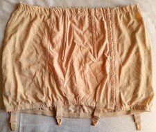 Gaine ouvert beige à jarretelles TRIUMPH Poésie T 115 (FR) 100 (EU) Strapsmieder