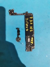 Carte Mère  Apple iPhone 7   32  Go - noir- ICLOUD et hs oxydé 