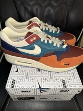 Size 11 - Kasina x Nike Air