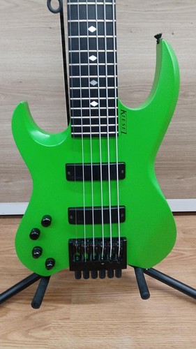 Kiesel headless bass used - kiesel,