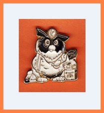 Pin's lapel pin Pins Owl