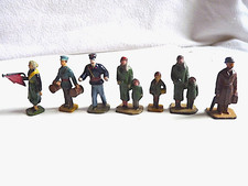 7 PERSONNAGES  EN PLOMB POUR DECOR TRAIN CHEMIN DE FER