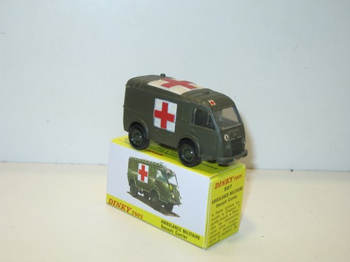 Dinky toys ambulance - toys,, renault