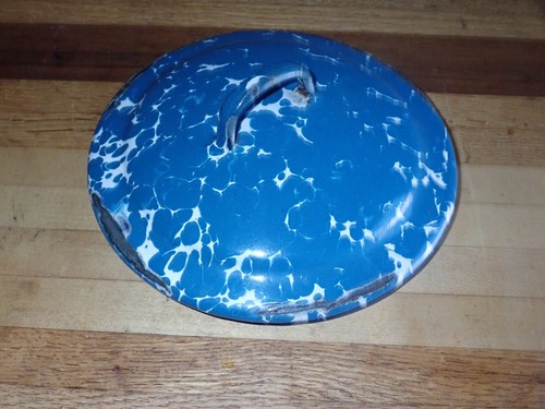 Antique graniteware pot - graniteware,