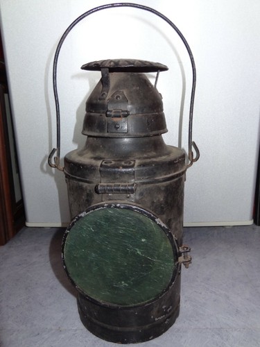 Ancienne lampe chemin - de,