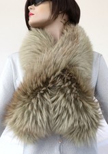Écharpe En Fourrure De Renard