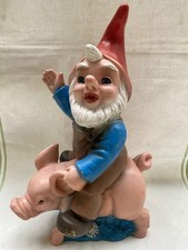 Gnome Nain De Jardin Zeho West Germany Sur Un Cochon