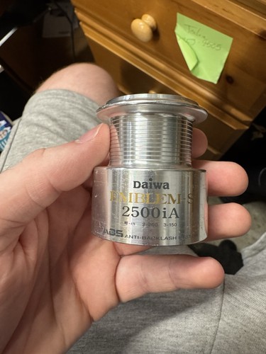 Daiwa emblem 2500ia spinning - daiwa, emblem-s