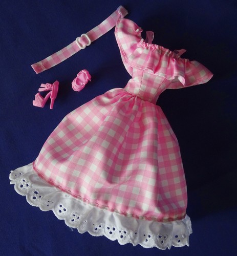 Barbie robe été romantique