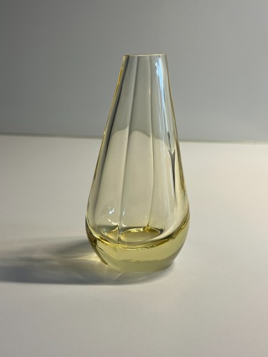 Ancien vase couleur - , citrine