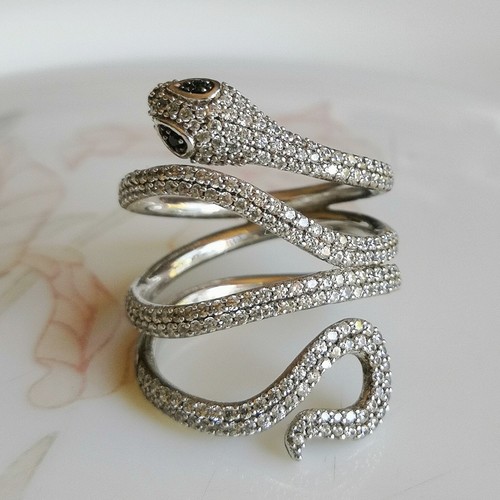 Très jolie bague marque apm - jolie,